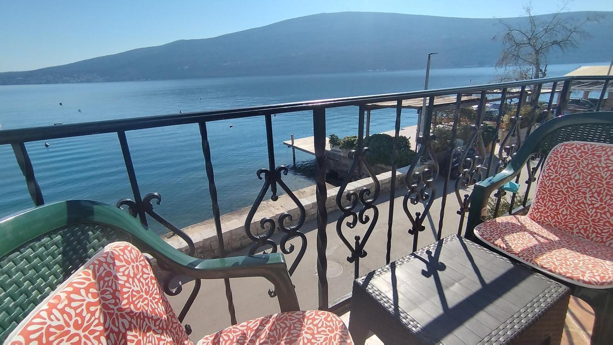 Rooms Beba Herceg Novi Exterior foto